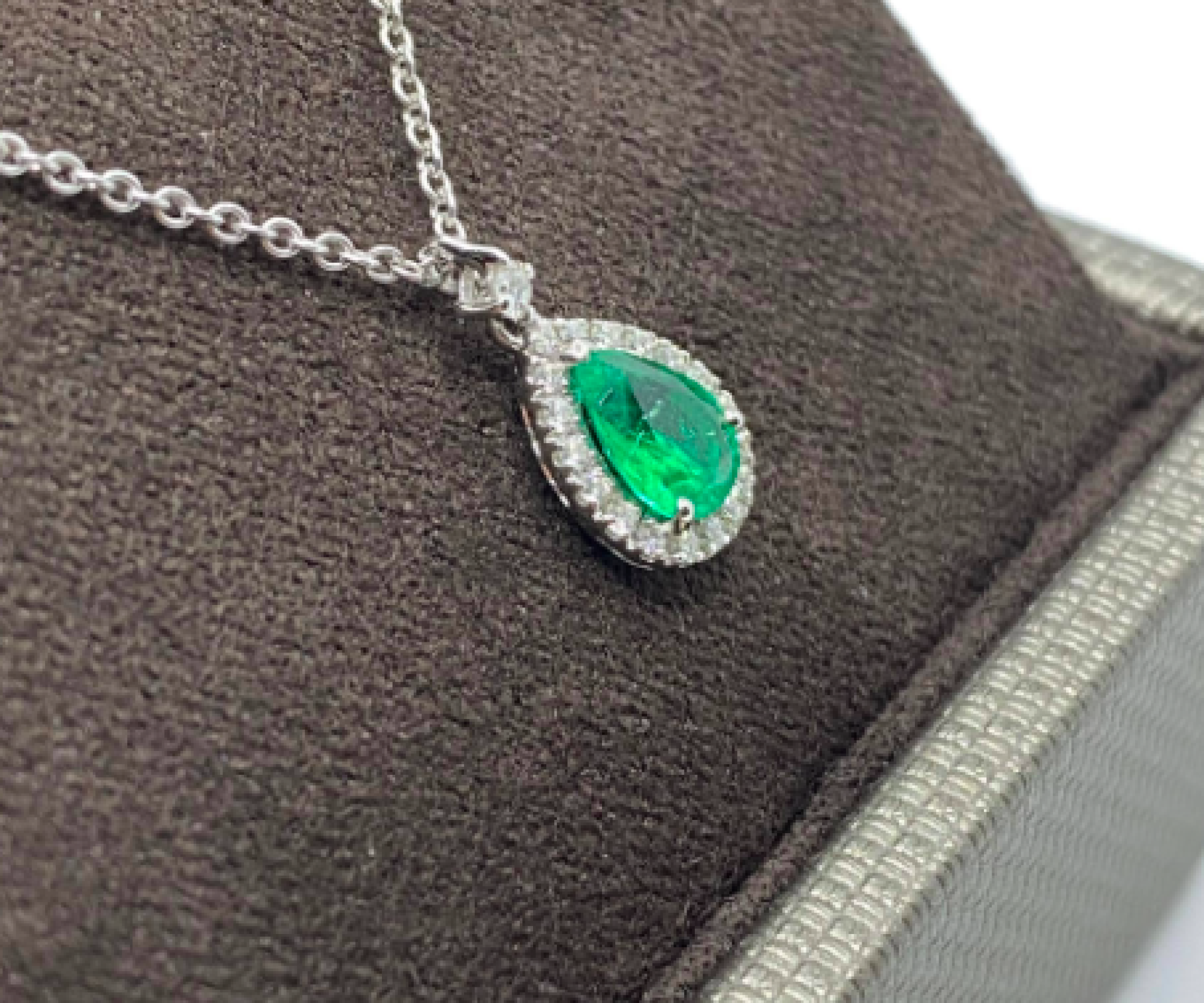 COLLANA CRIVELLI DIAMANTI E SMERALDO